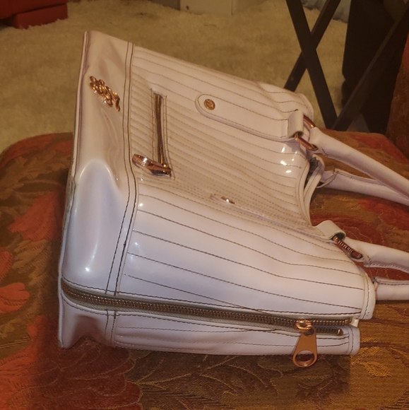 COPY - TED BAKER PATTEN LEATHER HANDBAG - Picture 6 of 10